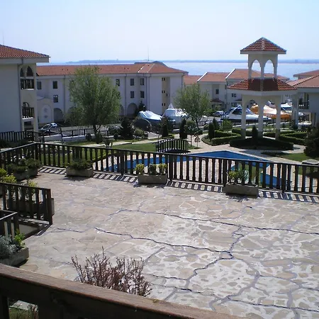 Kambani 3 *